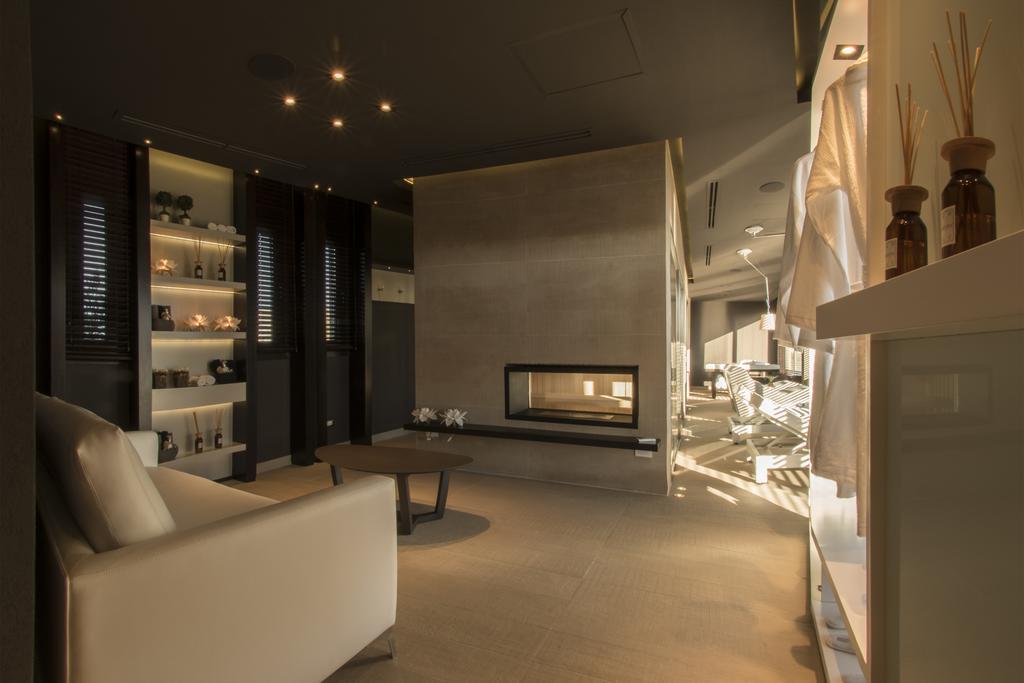 Ville Saint Germain Apart Hotel & Spa Carilo Exteriör bild